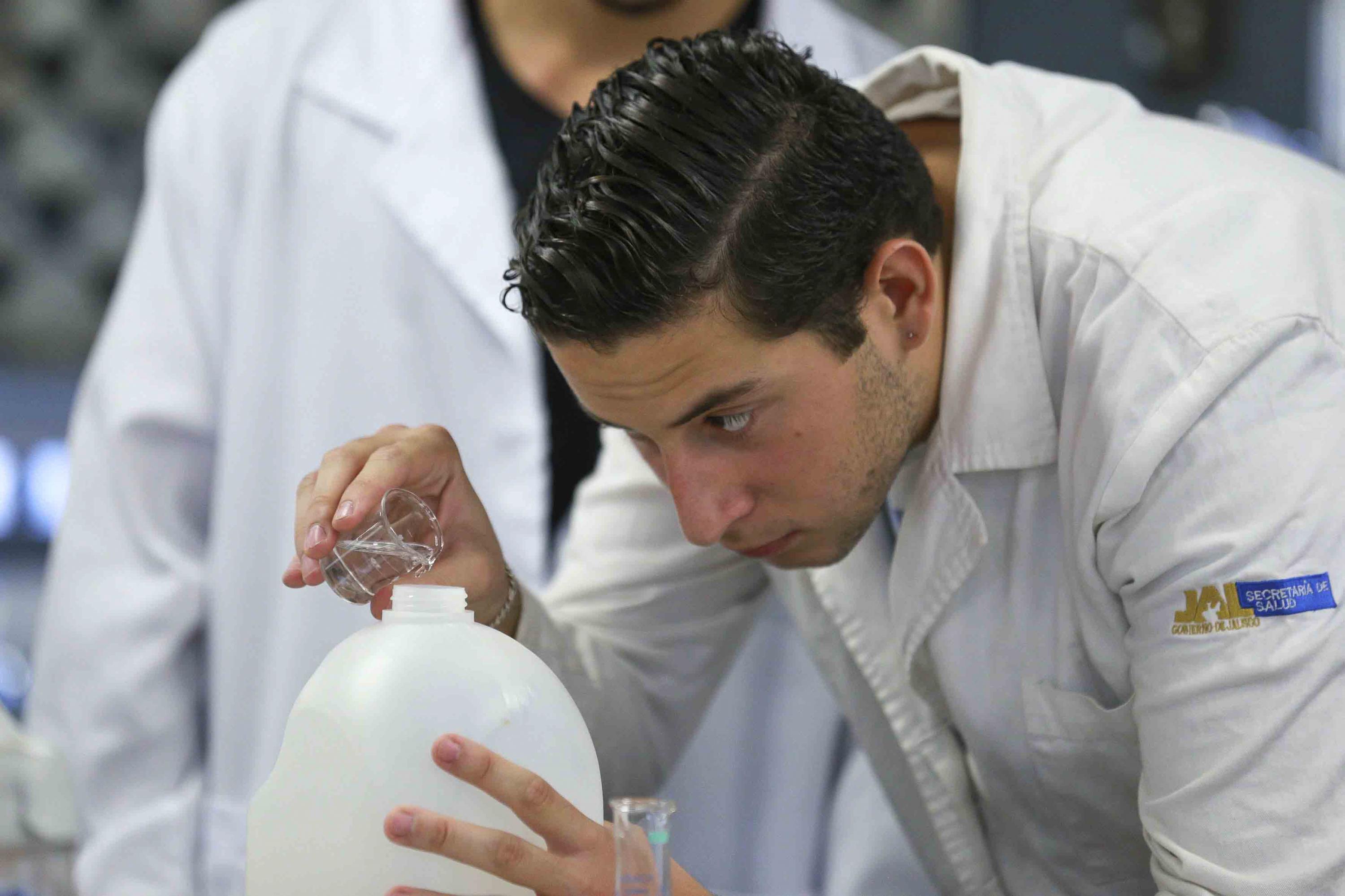 Convierten aceite comestible en biodiésel en CUTonalá