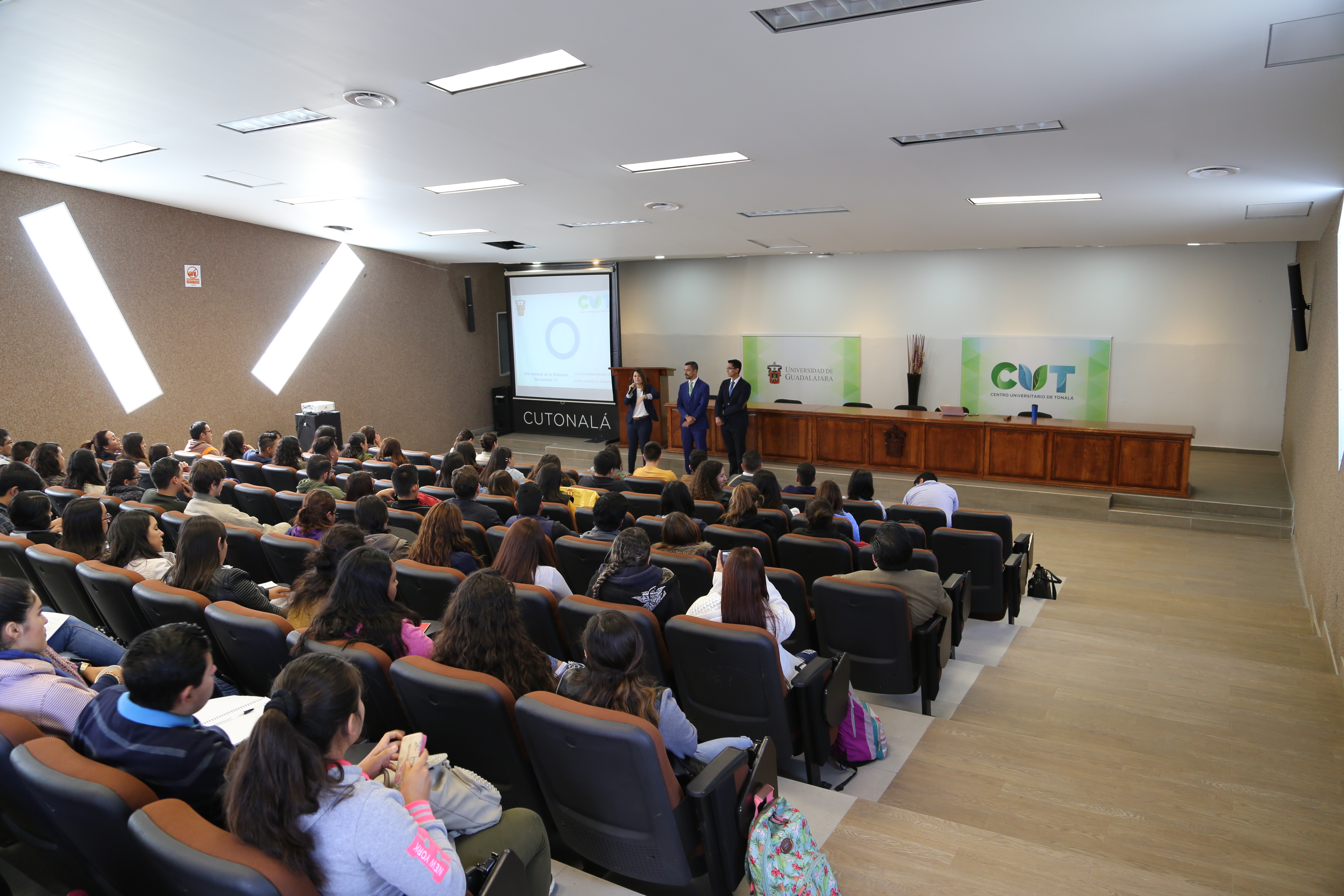 REALIZAN CONFERENCIAS PARA PROPONER SOLUCIONES CONTRA LA DIABETES