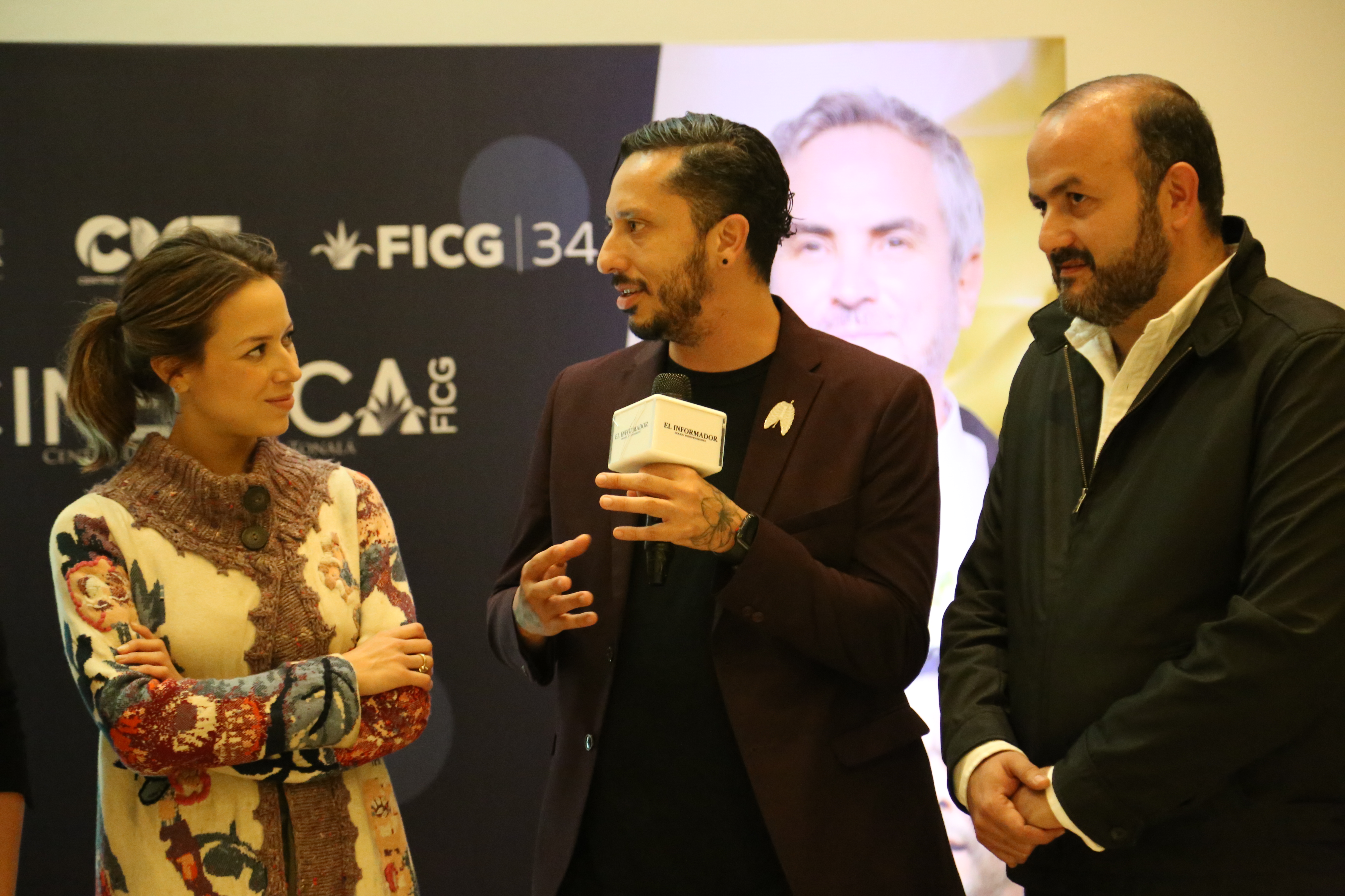 Con alfombra roja, el Centro Universitario de Tonalá inauguró la Sala de la Cineteca del Festival Internacional de Cine en Guadalajara – FICG y un cine al aire libre.