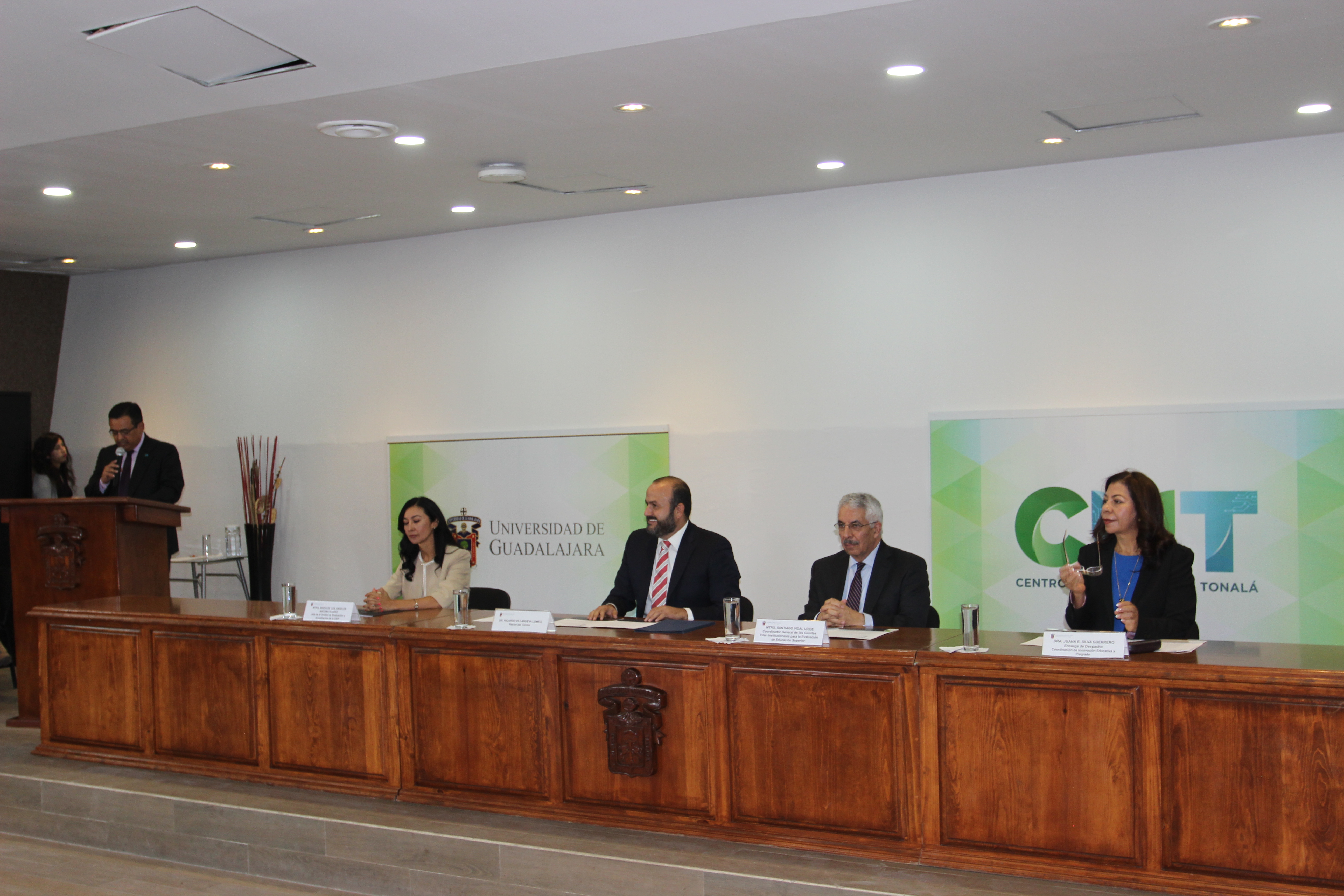 CUT ACREDITA 11 PROGRAMAS EDUCATIVOS POR PARTE DE LOS CIEES