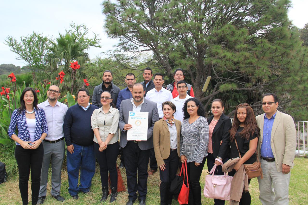 Recibe CUTonalá certificación como Líder Ambiental